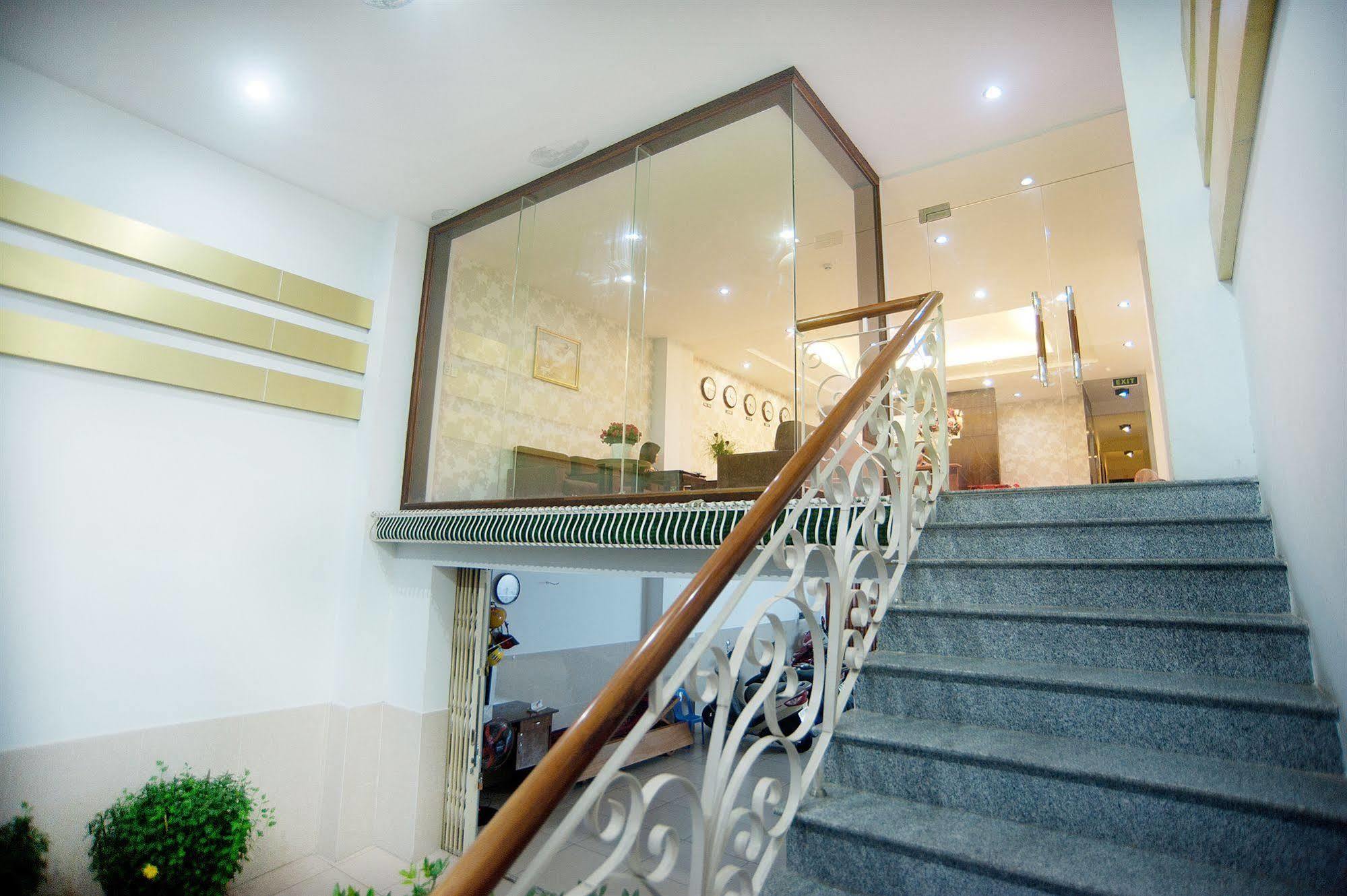 Bin Star Hotel Da Nang Exterior photo