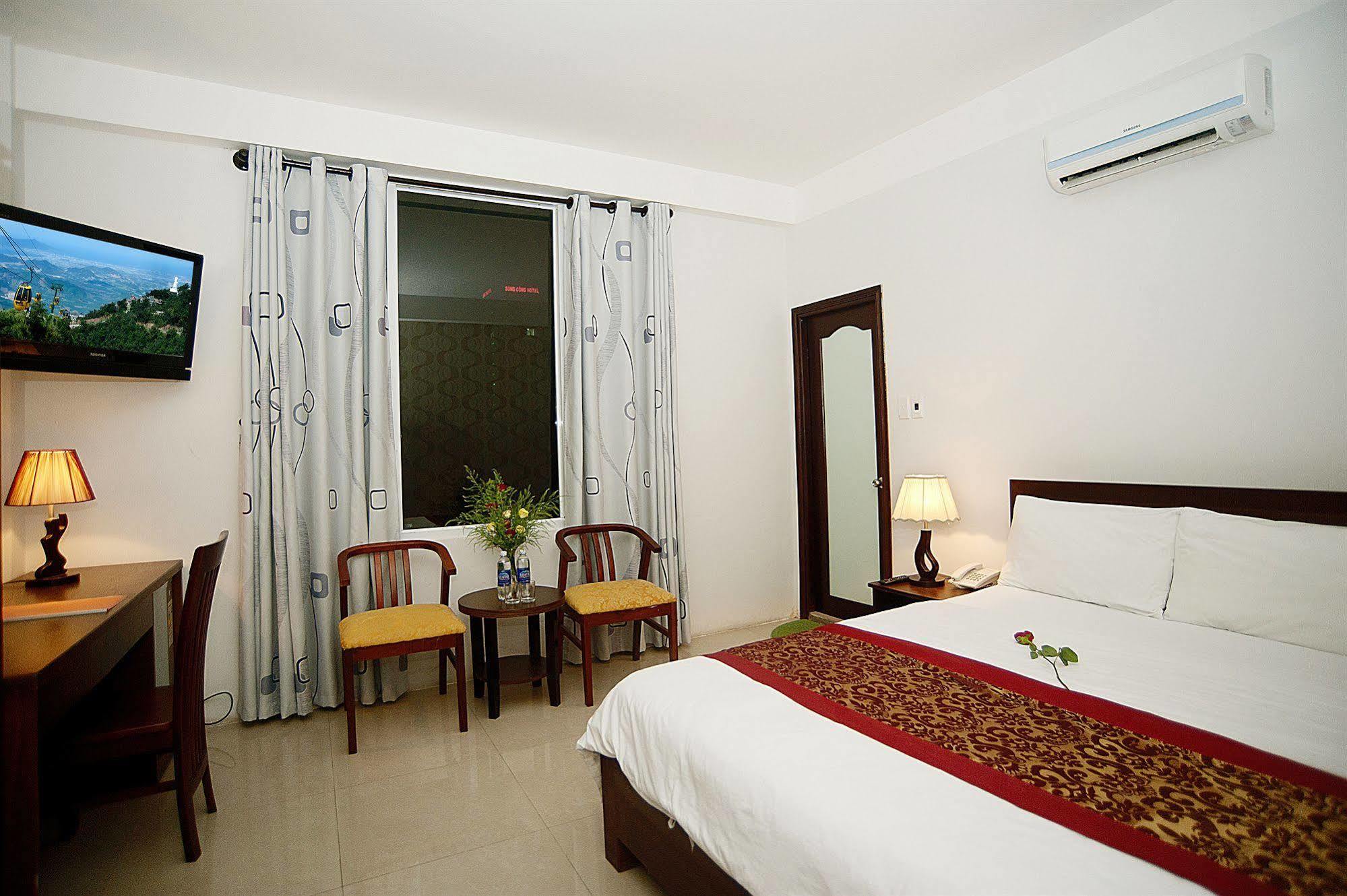 Bin Star Hotel Da Nang Exterior photo